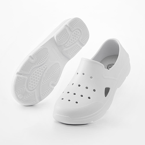 Antimicrobial-shoes_white
